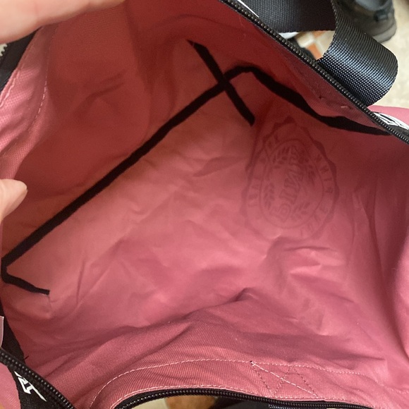PINK Victoria’s Secret Zip Top Nylon Canvas Mauve Black Carry bag NWOT - Picture 7 of 7